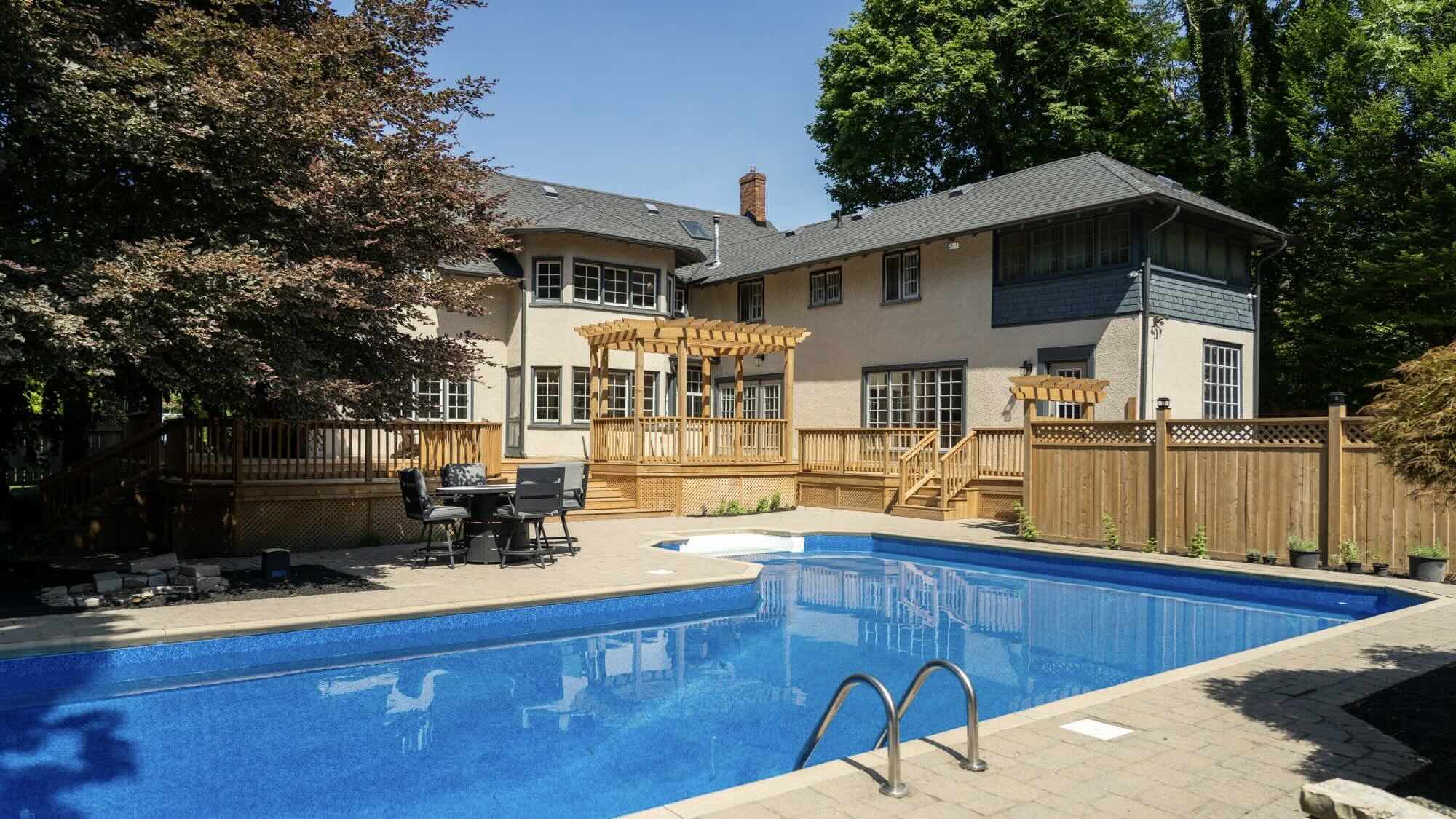 Exterior with swim pool